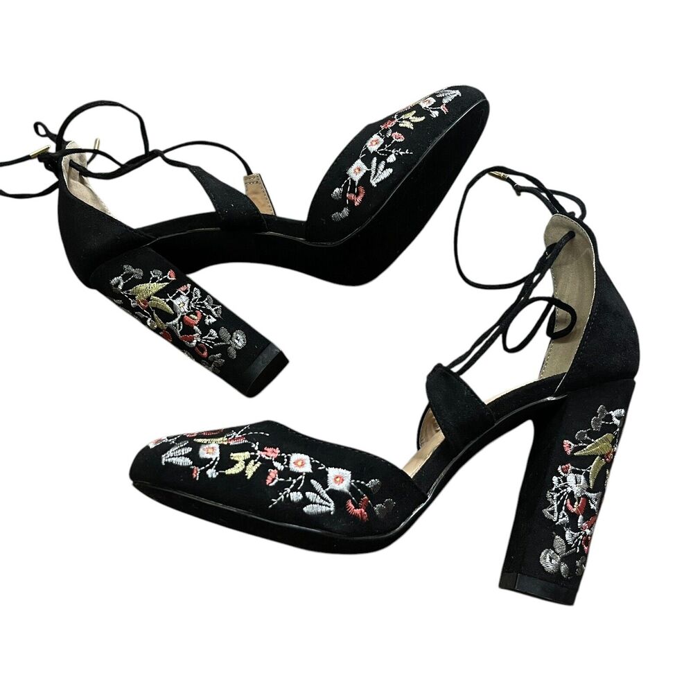 Elegant Collection Floral Embroidered Heels Womens‎ Size 8.5 Cushion Cottagecore